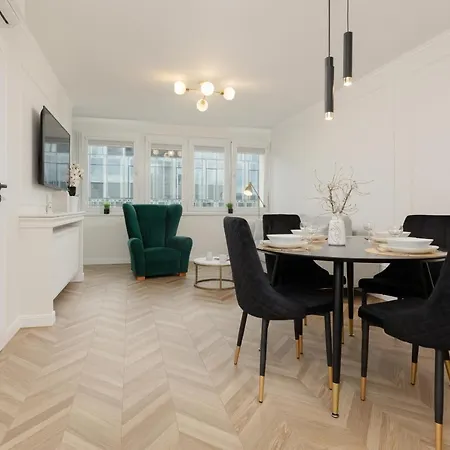 Apartament With Ac Moniuszki By Renters Daire *