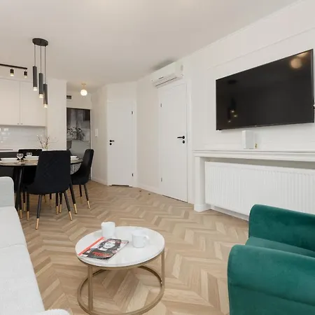 Apartament With Ac Moniuszki By Renters Daire *