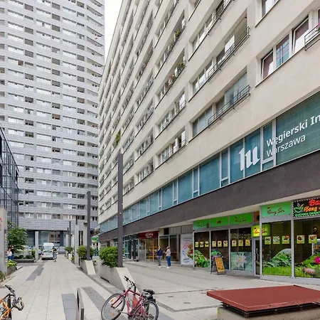 Apartament With Ac Moniuszki By Renters Varşova