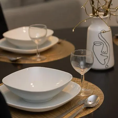 Daire Apartament With Ac Moniuszki By Renters